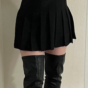 Pretty Little Thing -- BLACK BLOCK HEEL PU THIGH HIGH BOOT